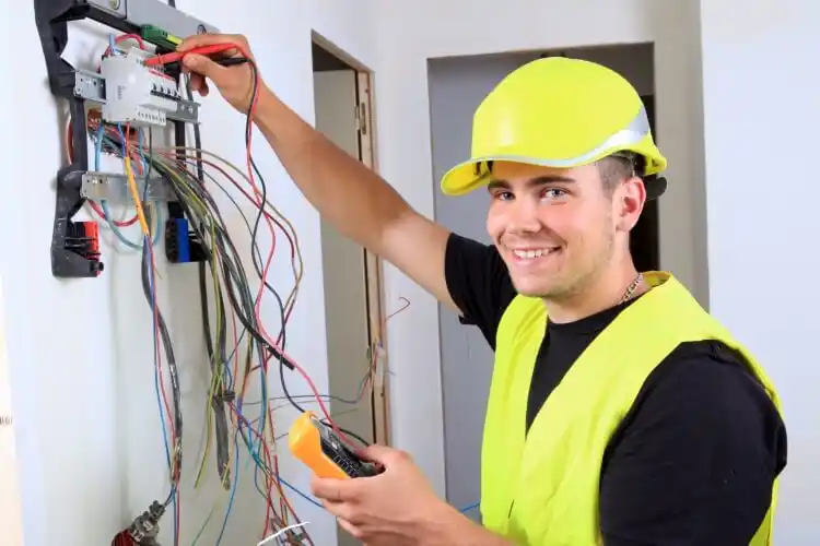 elektricien Akmarijp